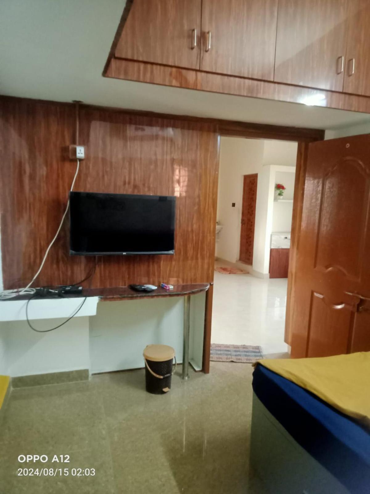 Asshappystayinn Hotel Tiruchirappalli Exterior photo